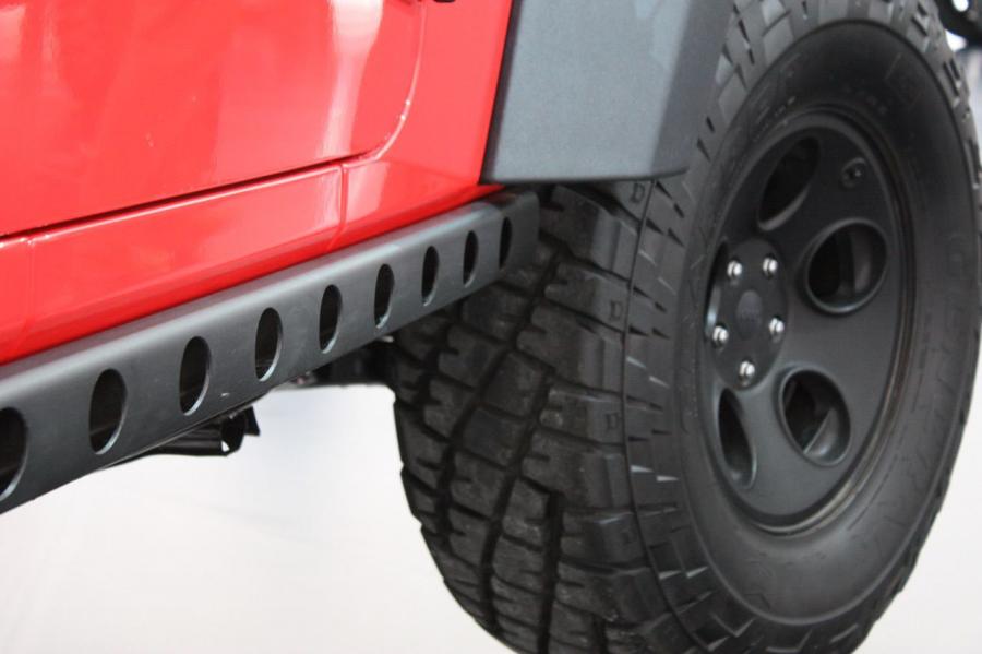  Jeep Wrangler Slim Concept 2013 года  (фото 11 из 19)